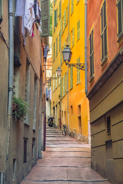 istock Crooked street in the Old Town Nice 992586848