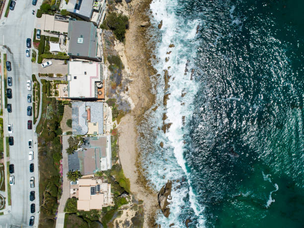 istock Aerial view of a cliff and sea 992730196