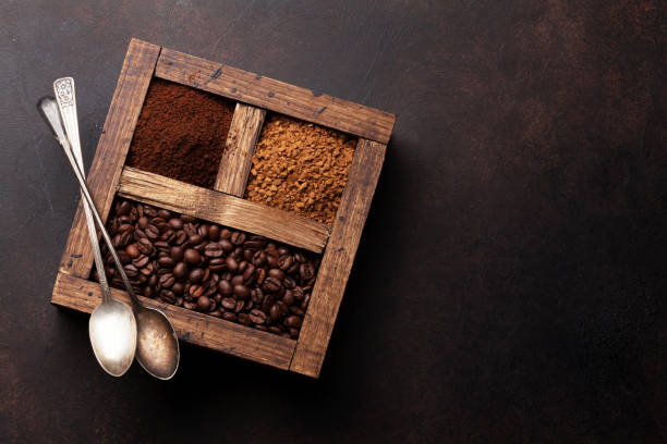 istock Roasted and powder coffee 992794316