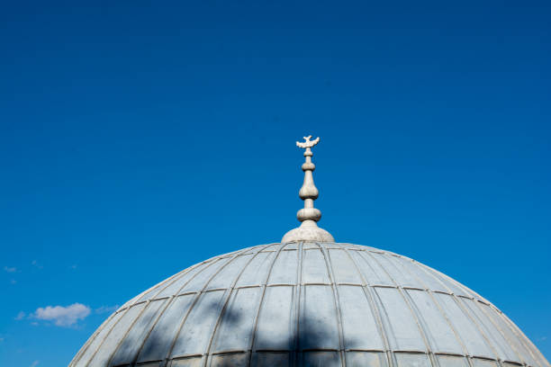 istock Outer view of dome in Ottoman architecture 992833296