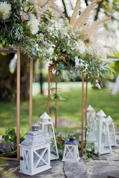 istock flower compositions and lanterns with candles 992893140