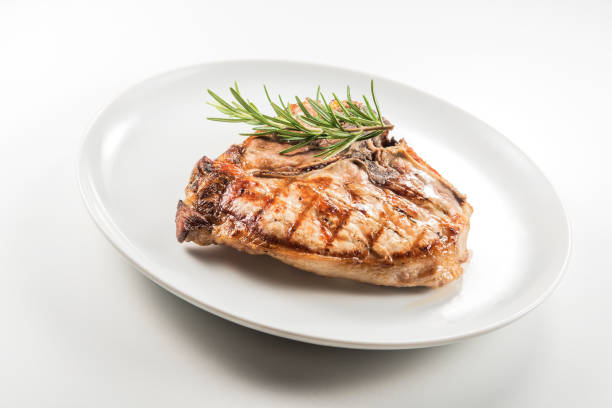 istock Grilled t-bone chop of pork 992909912