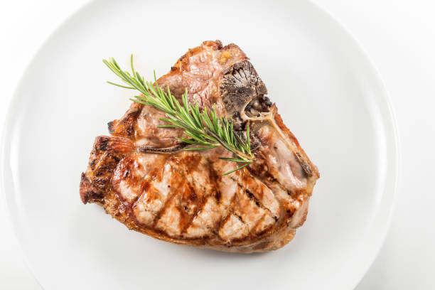 istock Grilled t-bone chop of pork 992910114