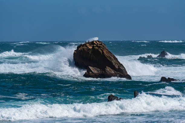 istock Rough Seas on the Alaskan Coast 992923514