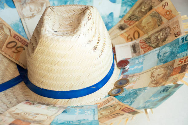 istock Real - Brazilian Currency 992947574