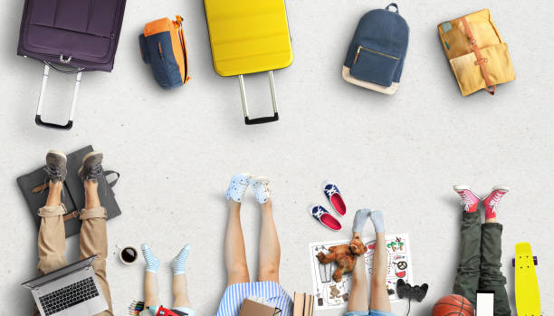 istock Young family with the bags 992956652