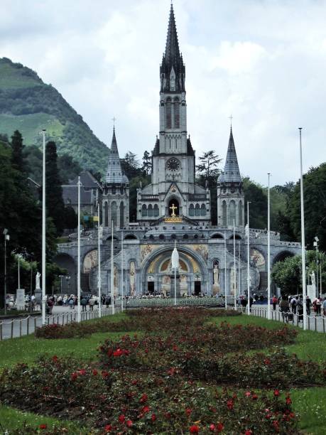istock A view of the Basillica in Lourdes 993101936