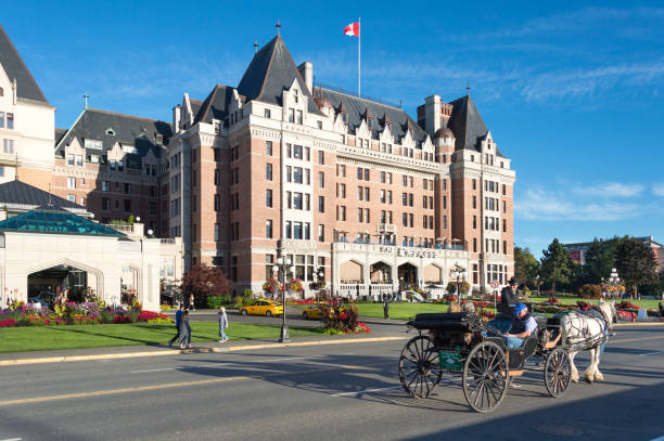 fairmont empress hotel em victoria - porto de victoria - fotografias e filmes do acervo