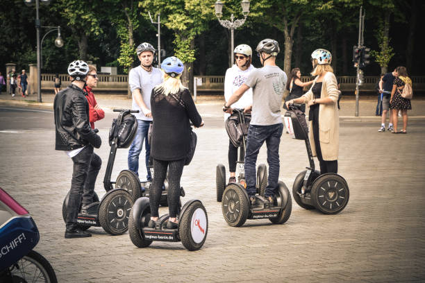 wycieczka segway - segway zdjęcia i obrazy z banku zdjęć