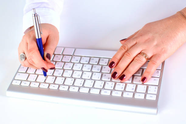 istock Young businesswoman working on a laptop 993420096