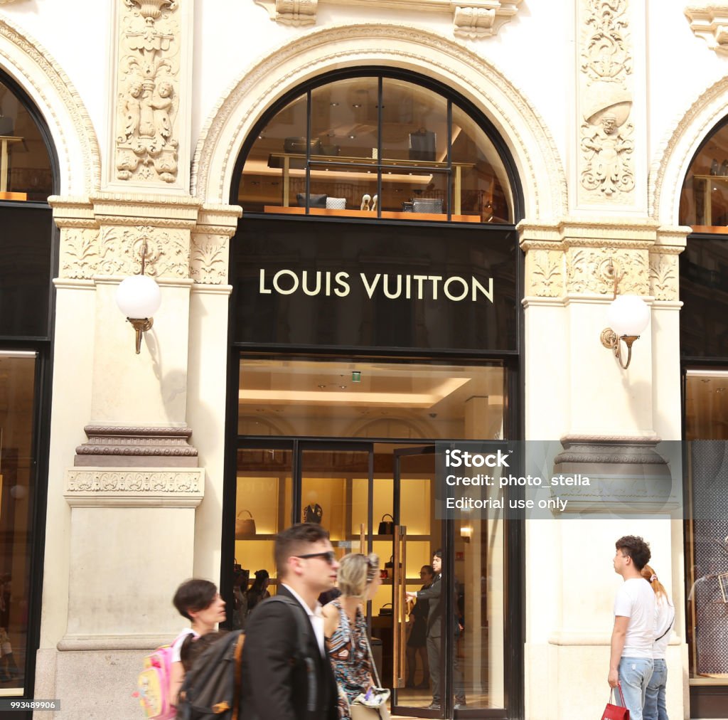 Louis Vuitton Store Inside The Vittorio Emanuele Ii Gallery At