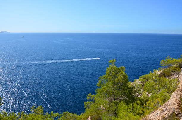 istock Hiking in the Calanques 993570468