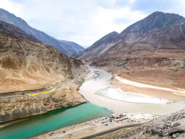 istock Two rivers are confluence at Zanskar Rivers, Leh, India 993588334