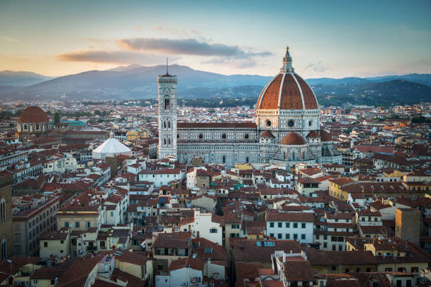 istock Florence sunset city skyline with Cathedral and bell tower Duomo. 993658306