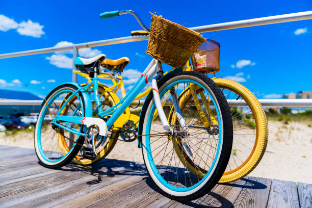 istock Old Style Bicycle on New Jersey Shore Boardwalk 993665152