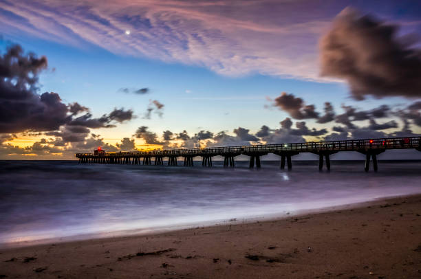 istock Pompano Beach, FL Pier at Sunrise 993714394