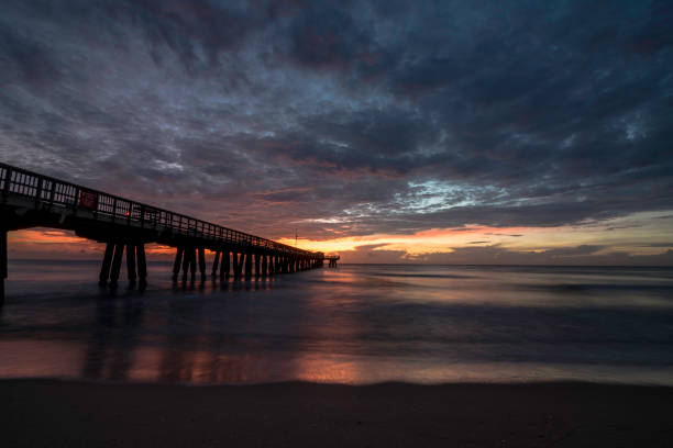istock Pompano Beach, FL Pier at Sunrise 993737912
