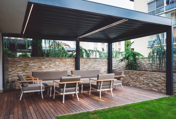 istock Wooden terrace 993741410
