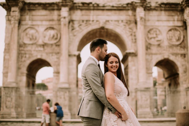 istock Wedding couple in Rome, Italy 993752430