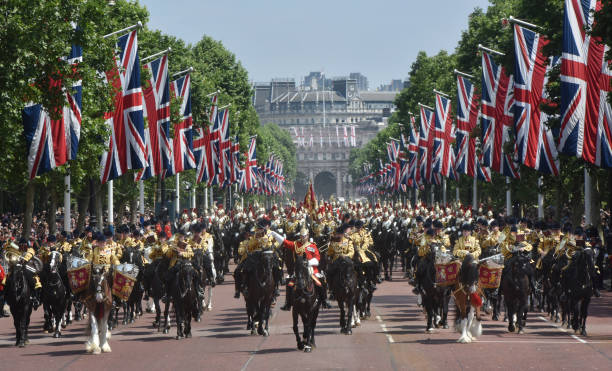 ロンドン ホースガーズ警備員バンド - household cavalry ストックフォトと画像