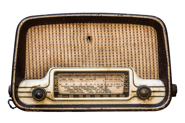 istock Isolated Vintage Radio Set 993962054