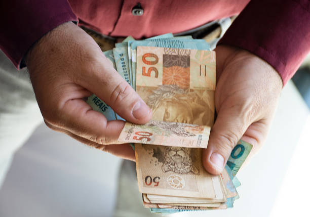 istock Real - Brazilian Currency 993978264