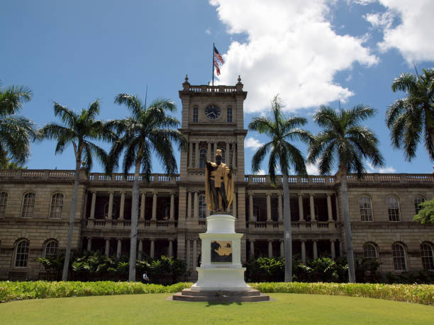 istock Statue of King Kamehameha in downtown Honolulu 994094068