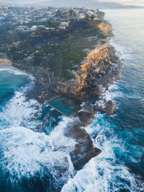 istock Rock pool at the end of cliff 994094310