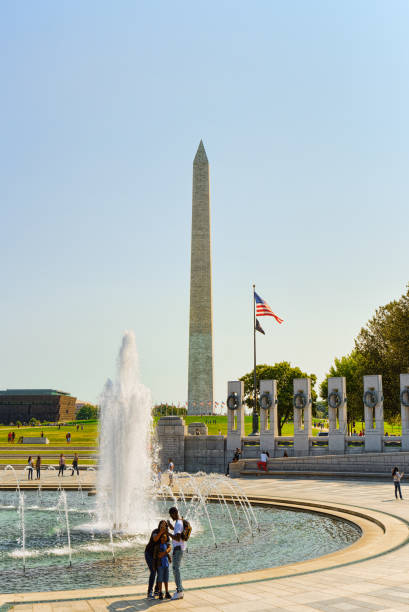 вашингтон, сша, вашингтон памятник обелиск на национальном молле. - steeple spire national landmark famous place стоковые фото и изображения