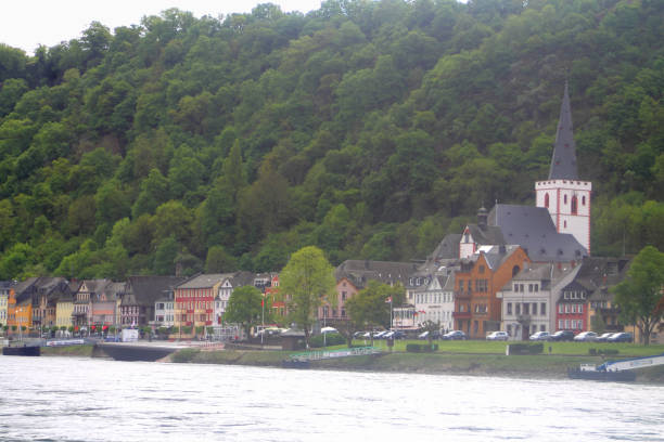 istock Village in Rhine Valley - Germany 994288822