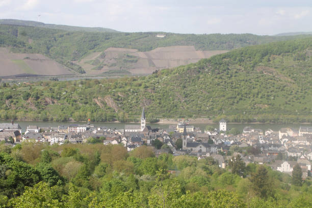 istock Village in Rhine Valley - Germany 994288856