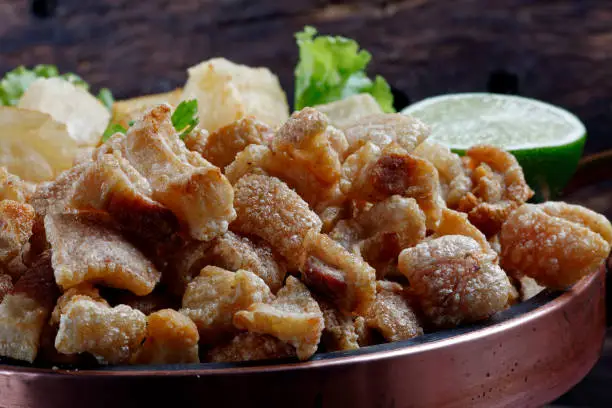 Photo of crackling or fried manioc and cassava
