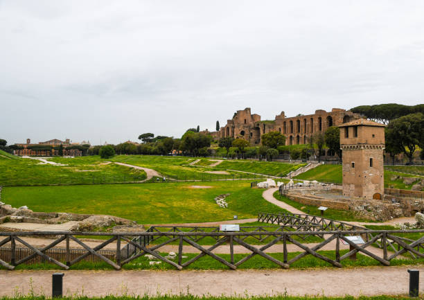 Ancient ruins in Rome (Italy) - Circo Massimo (Circus Maximus) Ancient ruins in Rome (Italy) - Circo Massimo (Circus Maximus) circo massimo stock pictures, royalty-free photos & images