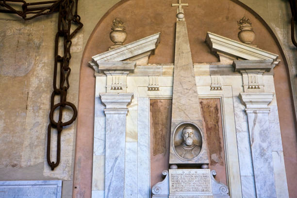 istock Pisa, Italy:  the Square of Miracles. Camposanto, is a rectangular air enclosed by a portico with a collection of precious sarcophagi 994309694