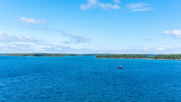 istock Finnish archipelago between Turku and Marienhamn. 994366800