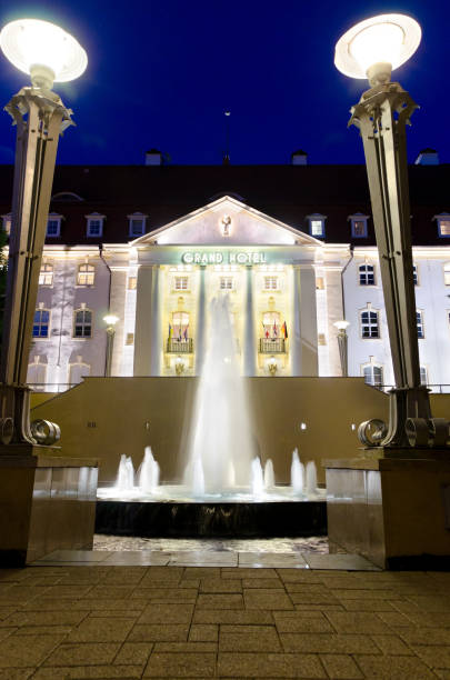 grand hotel sopot (construído em 1924-27), luxo icônico pré-guerra zoppot kasino-hotel. sopot, polónia. - neo baroque - fotografias e filmes do acervo