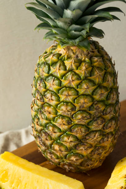 Raw Yellow Organic Pineapple Slices