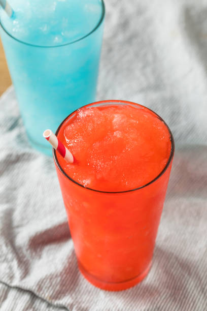 istock Frozen Red and Blue Slushies 994518566