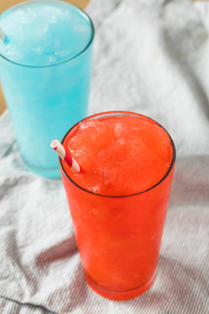 istock Frozen Red and Blue Slushies 994518632