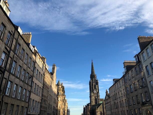 istock Royal Mile of Edinburgh skyline 994600628