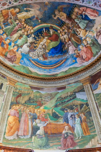 istock Spoleto Cathedral, 15th century frescoed apse (Umbria, Italy) 994776122