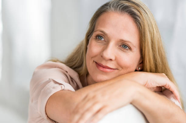istock Mature woman thinking 994813344