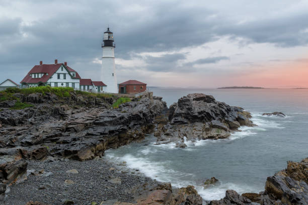 istock The Portland Lighthouse at sunrise 994875482