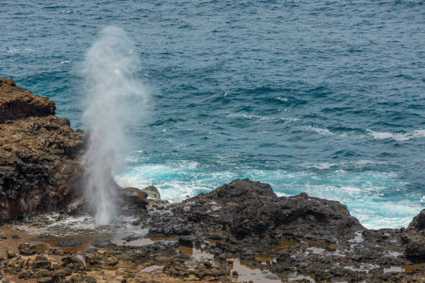 istock Scenic Nakalele Blowhole Maui 994887748