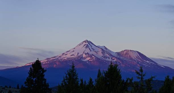istock Purple California Mountain 994933962