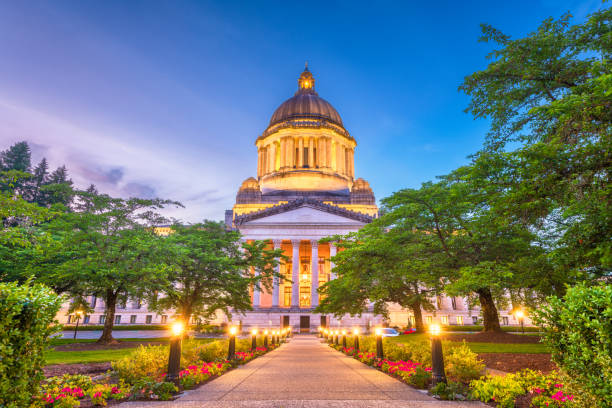 Olympia, Washington, USA State Capitol Olympia, Washington, USA state capitol building at dusk. washington state stock pictures, royalty-free photos & images