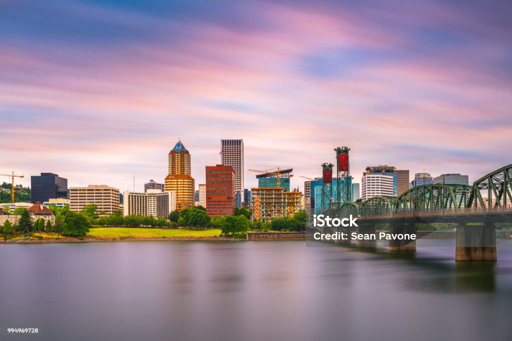 Skyline de Portland, Oregon, Etats-Unis - Photo de Portland - Oregon libre de droits