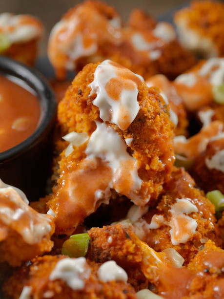 istock Crispy Baked Buffalo Wing Cauliflower Bites 995002744