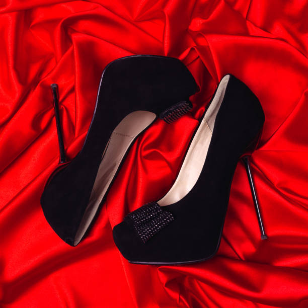 istock Beautiful elegance and luxury black high heel. 995024830