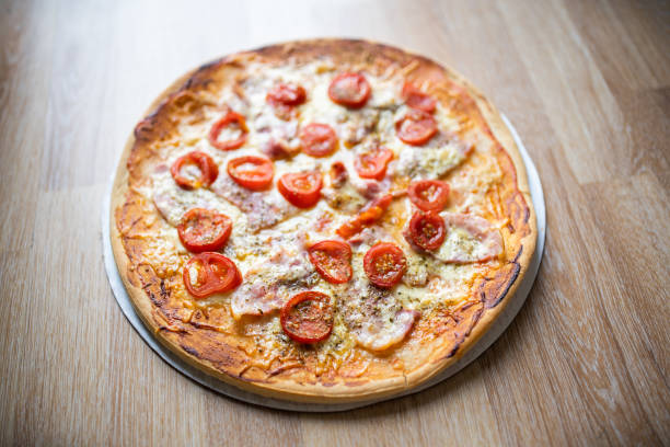 istock Pizza from the top - Deluxe 995117052